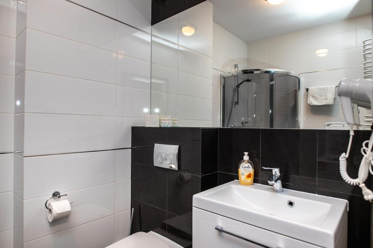 Apartamenty Brzezinski Września Extérieur photo