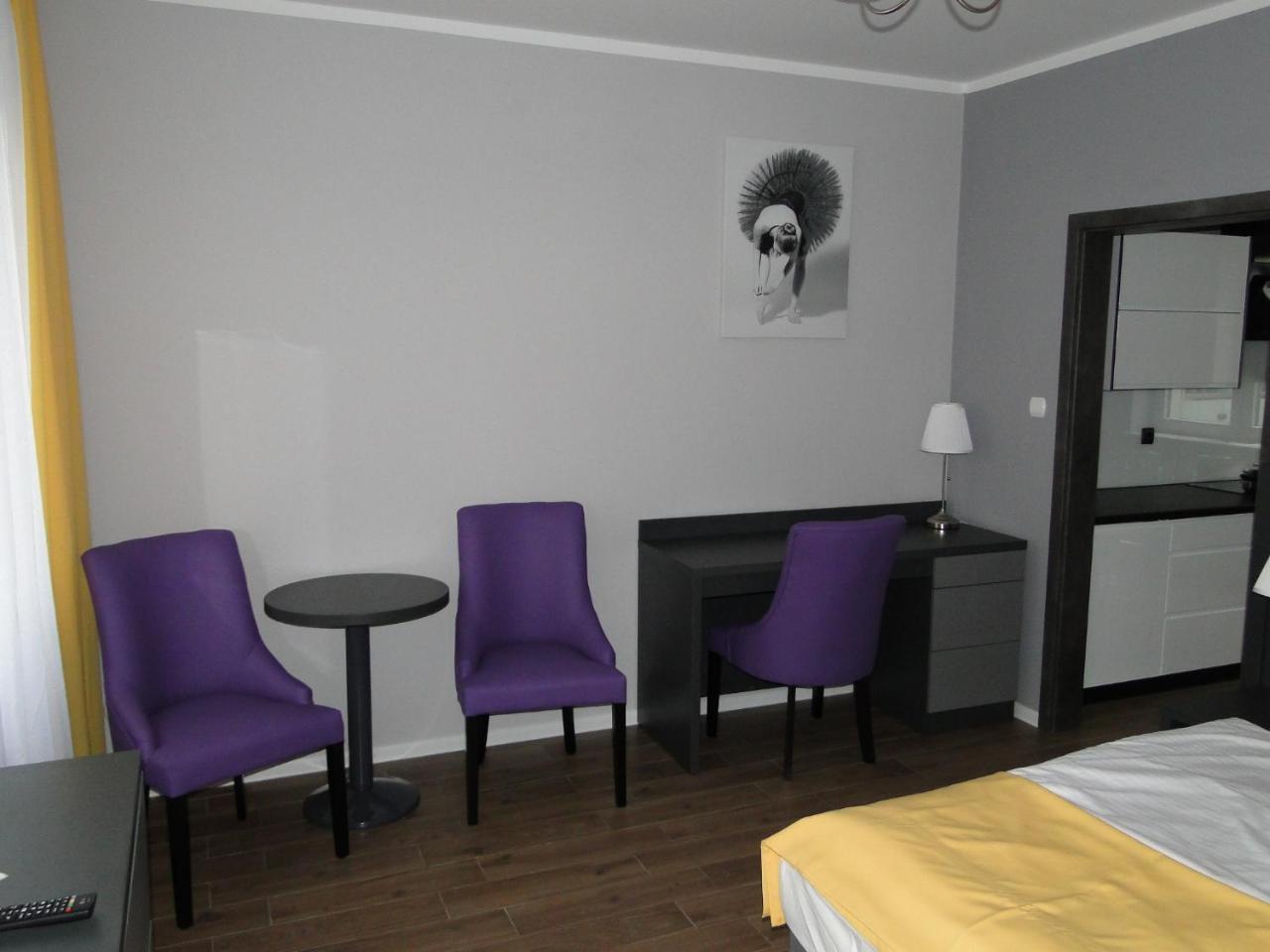 Apartamenty Brzezinski Września Extérieur photo